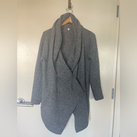 Margaret O’Leary cashmere sweater cardigan & sweater pin, 100% cashmere 🆕 - Picture 2 of 9